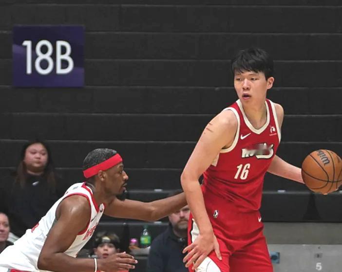 G联赛和NBA差距这么大吗？杨瀚森代表混音轻松砍下11+12+3+2+5！

众