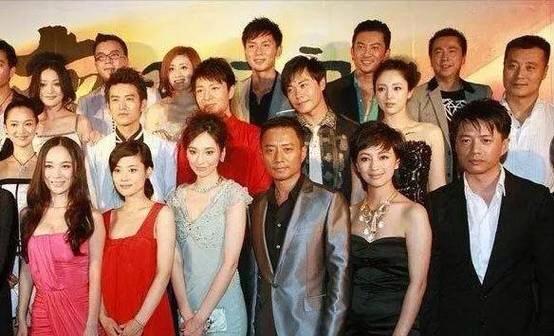 曾经市值近千亿的“影视第一股”，如今因还不起1140万债务被申请破产重整，华谊兄