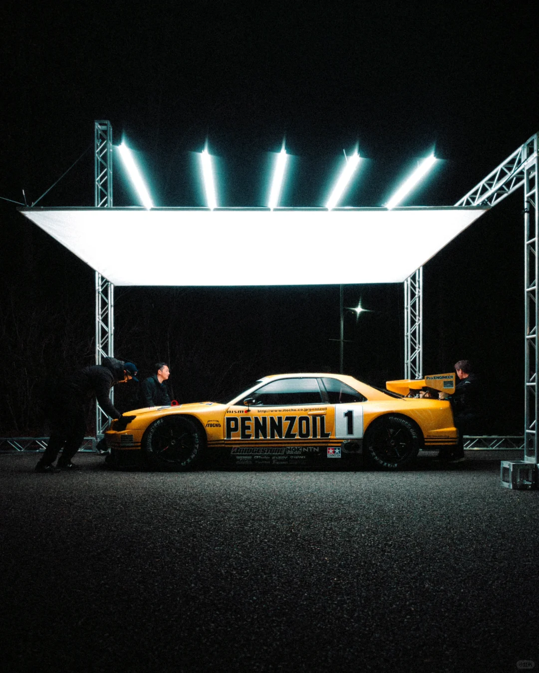 车聚竟然现场搭摄影棚 Pennzoil JGTC R34