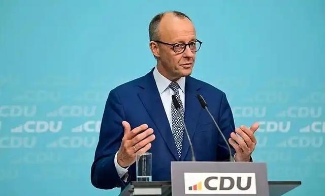 德国总理对中美做出神预测，美国国务卿急了，自称“欧洲之子”！

全球大国角力越来