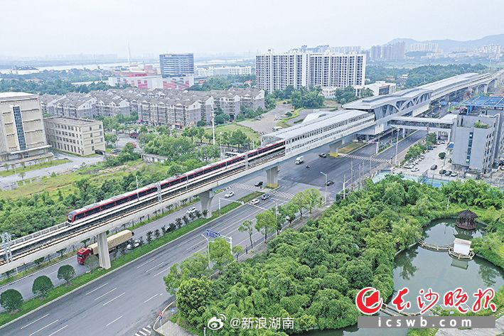 【长沙地铁1号线迎来开通十周年，十年累计运送乘客超13.09亿人次】十年，累计开