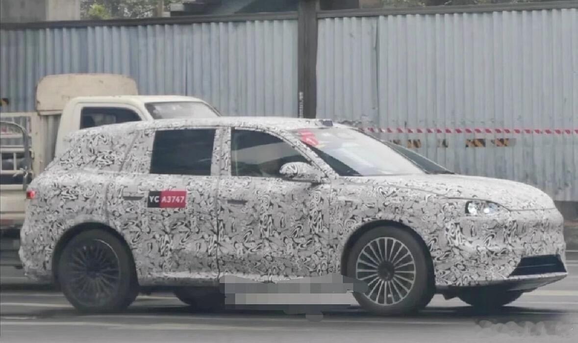 换个角度的问界m6 ，北京车展前能看到实车 