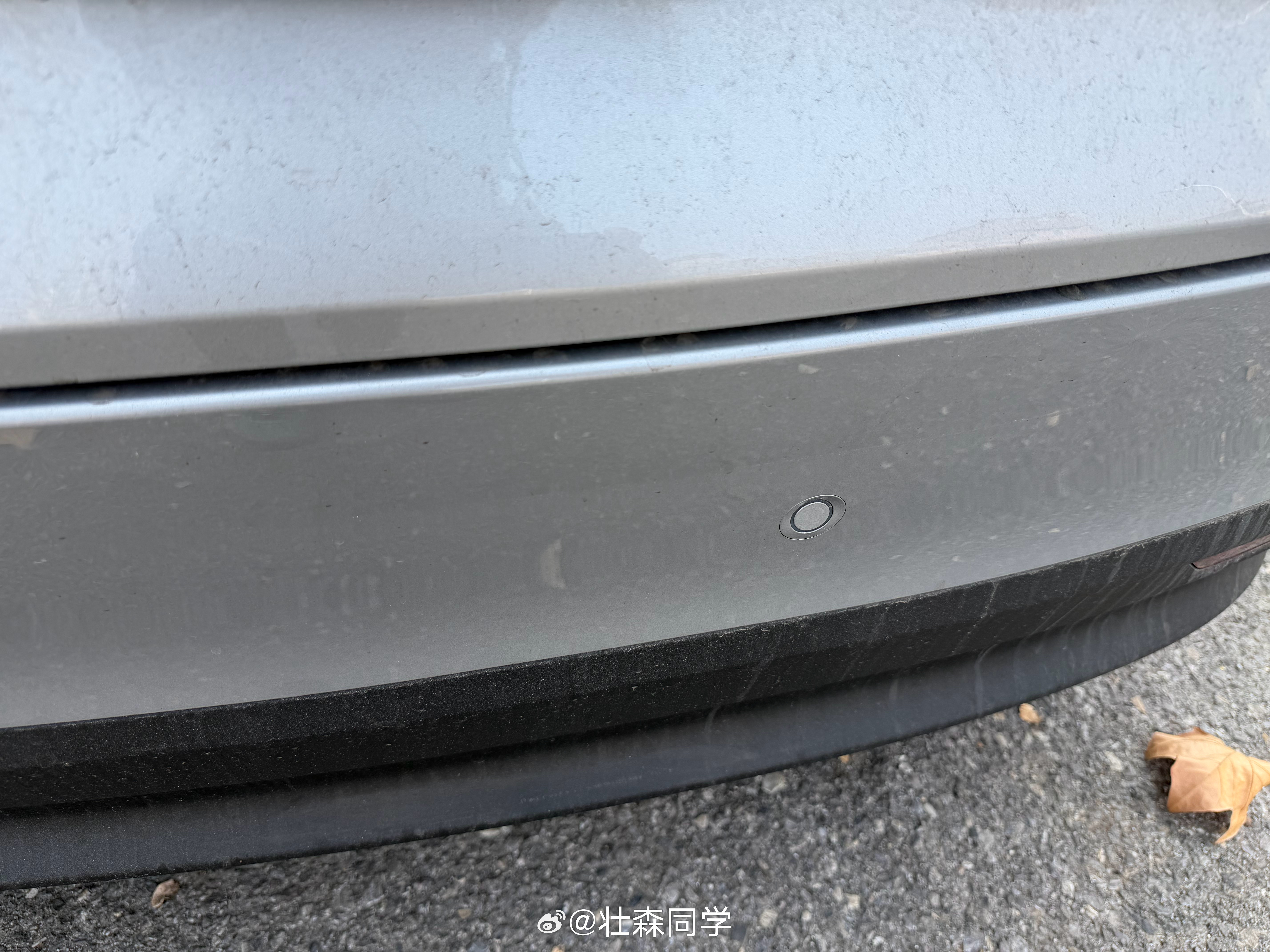 我理想i6被撞然后对方逃逸的后续来了打完了122警方很快就联系上了对方，对方到了