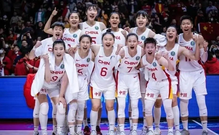 巴黎奥运会三大球何去何从！

中国男篮—去不了
中国男足—去不了
中国男排—去不