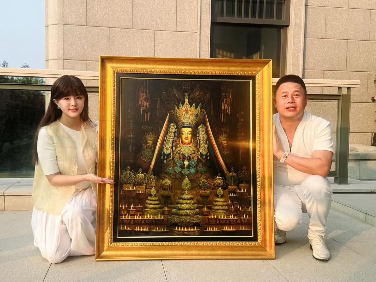 灵魂有香气的女神[心][玫瑰][玫瑰][玫瑰][强]阿兰·达瓦卓玛女士鼎力出任全