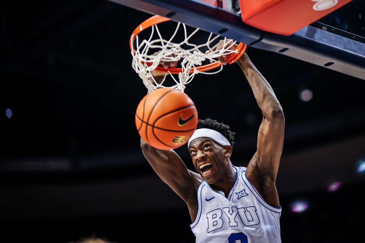 全美10号种子杨百翰大学以100比63战胜了加州大学河滨分校。杨百翰大学的战绩提