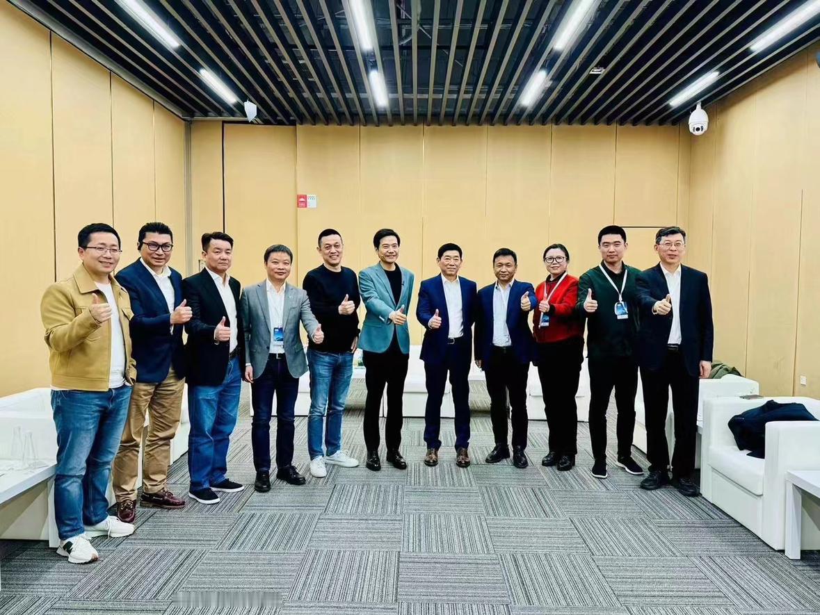 那个喊在一起的预言家
今晚却被刀了
王总你怎么看【来自懂车帝车友圈】