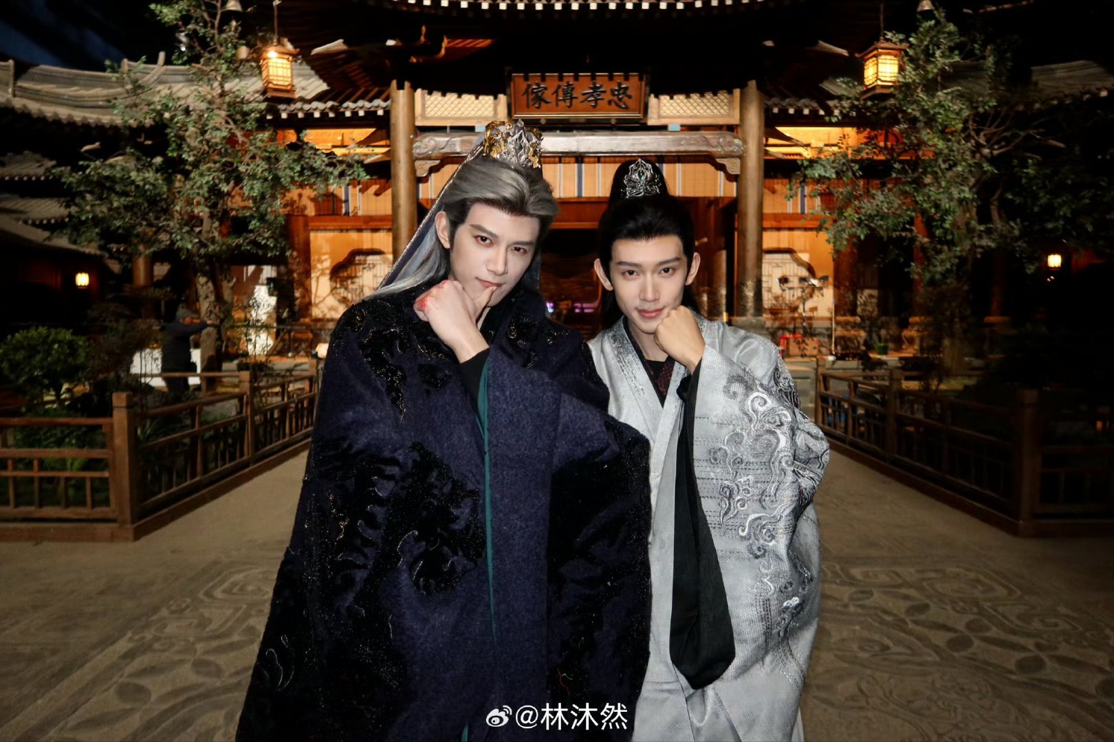 随元青坏的直白傻的让人心疼随元青只是被命运辜负到底别骂随元青是疯批，他只是缺爱的