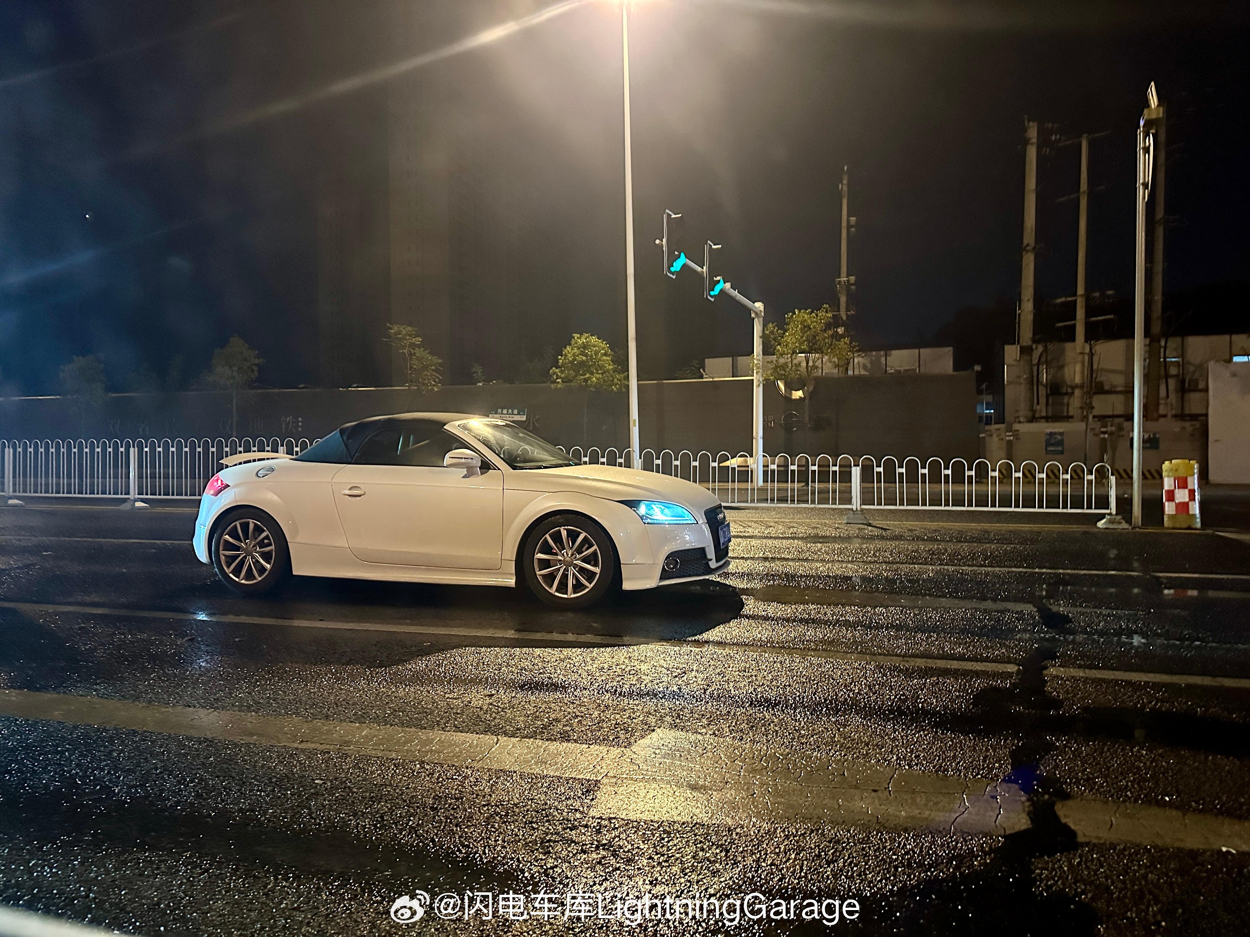 有机会收一个。冷不丁看到真的蛮好看的。 ​​​