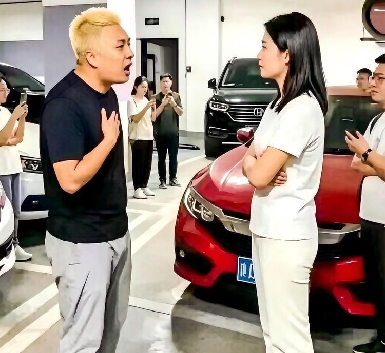 事出反常必有妖——在舆 论沸腾、万众瞩目的情况下，是谁敢耍小聪明“刻意”隐去“雷