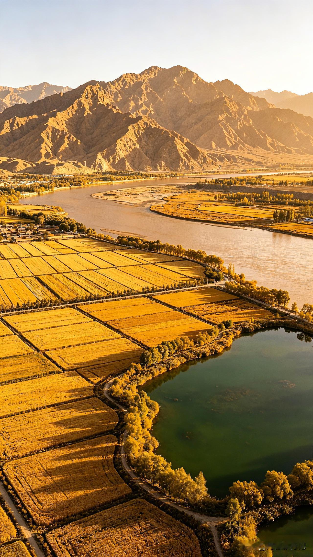 2026贺兰县深度游攻略：解锁“塞上江南”的千年秘境
 
贺兰县是宁夏深藏的宝藏