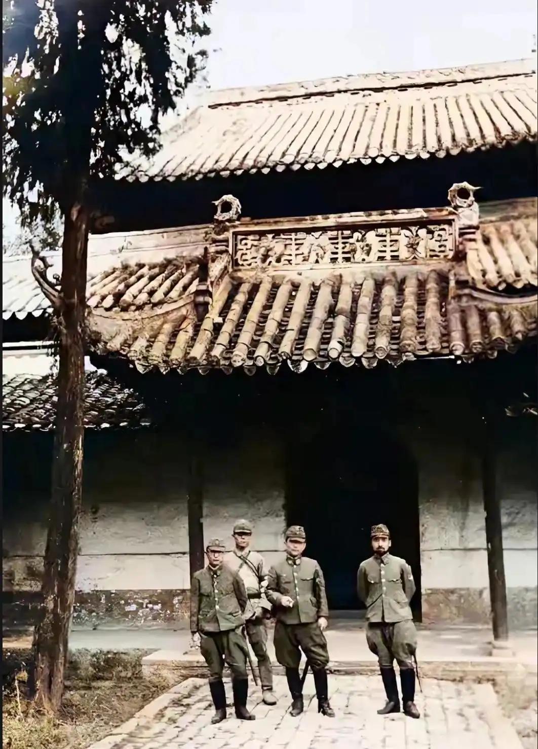 小日子本来以为把南京打下来就游戏结束，结果民国政府迁到武汉，等把武汉打下来，还有