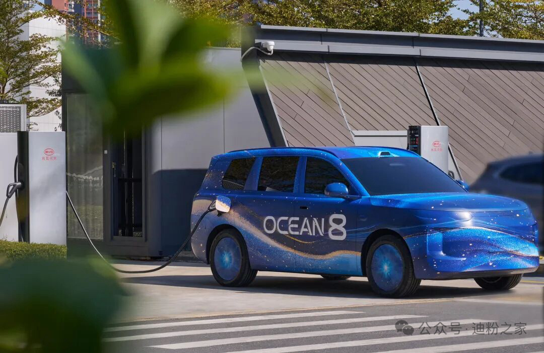 海洋网的8系开始预热“兆瓦闪充”，你们觉得这充电功率能到多少？ 