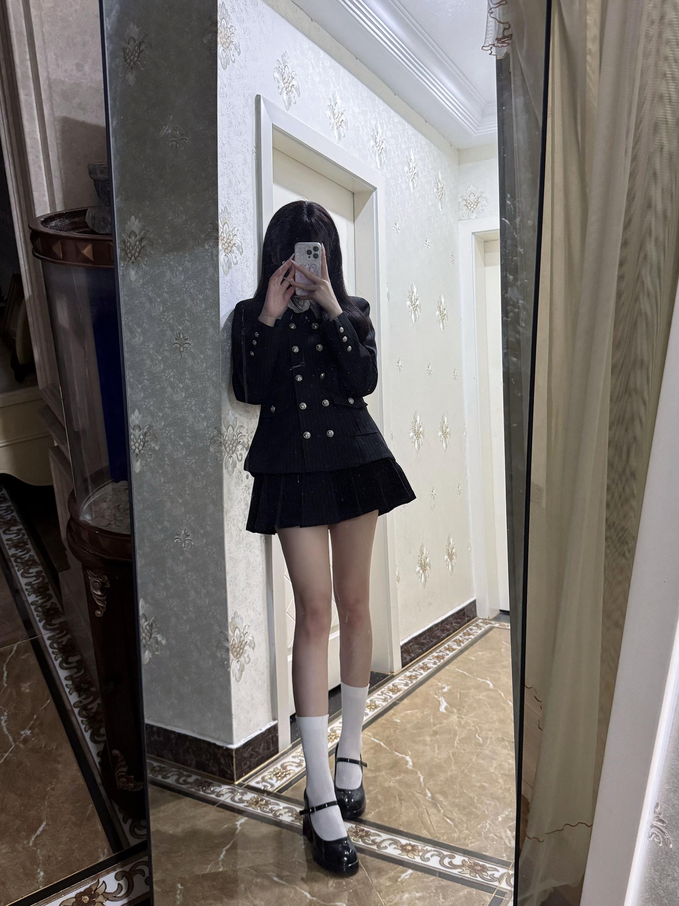 我要你的生活再也不会出现那些痛苦的文案 下一个置顶会是我和你的合照