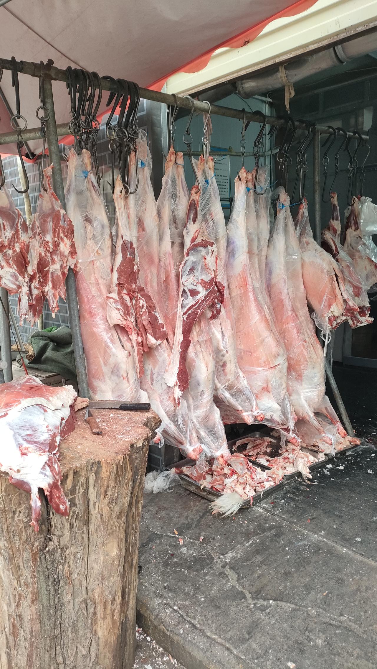 以前在合阳市场买牛肉，比韩城便宜大约10元左右，好久没有再买，今天在合阳吃完羊肉