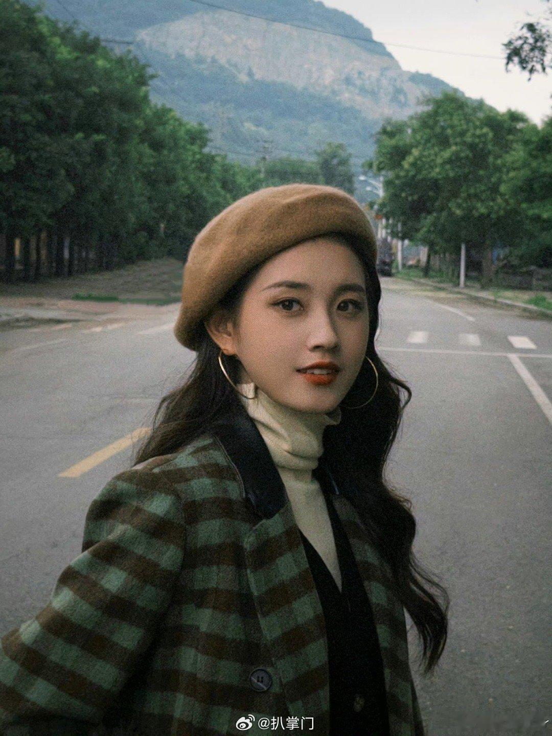 曝郭宇欣不止一个长剧努力又敬业的美女，终于被看到了啊！短剧女王郭宇欣也是好起来了