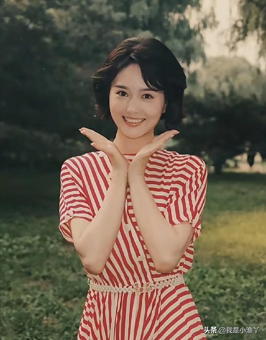 《冬去春来》小东北的cp出来了，鲁艳丽出现时，感觉这张脸和这部剧的适配度直接拉满