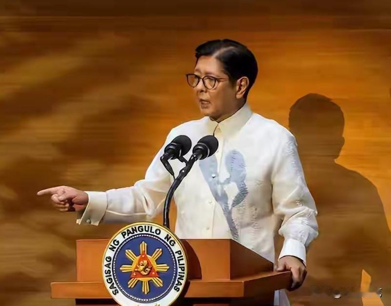 又想让美国撑腰，又不愿意卷入中美军事冲突，菲律宾的小算盘能得逞吗？

我看悬。