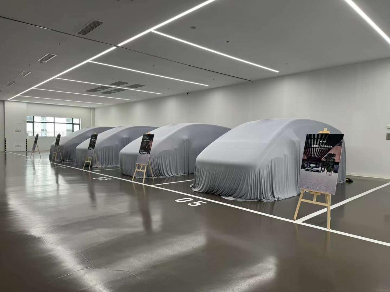 最近，理想MEGA陷入P图风波，被恶搞成“灵车”，对产品形象造成不小的影响，理想