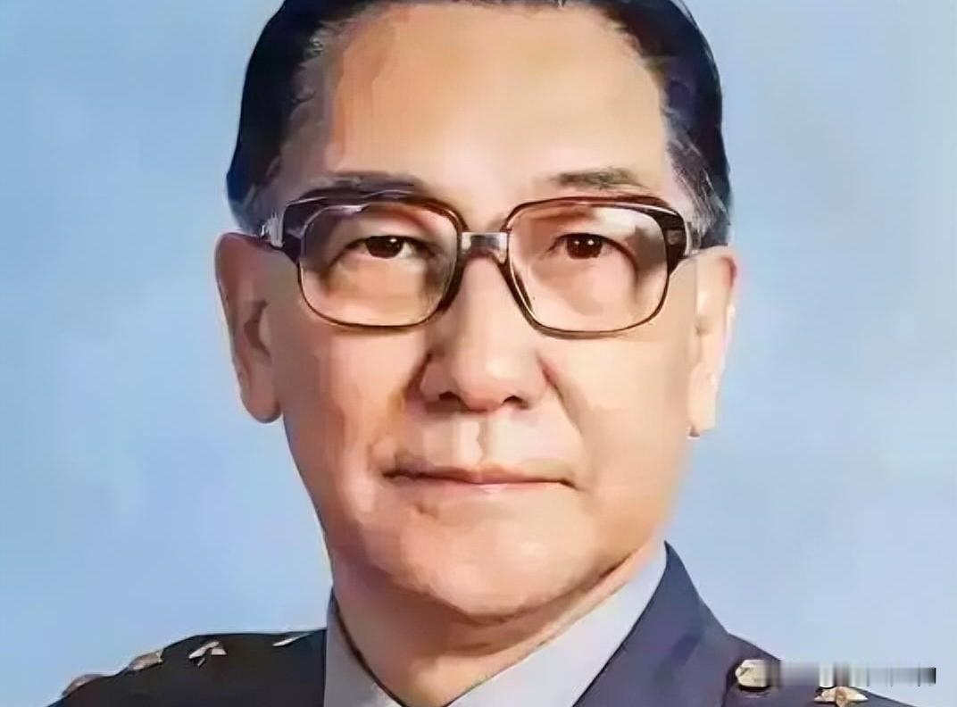 解放战争时期，蒋经国介入国民党情报系统
 
解放战争时期，蒋经国不仅仅局限于青年
