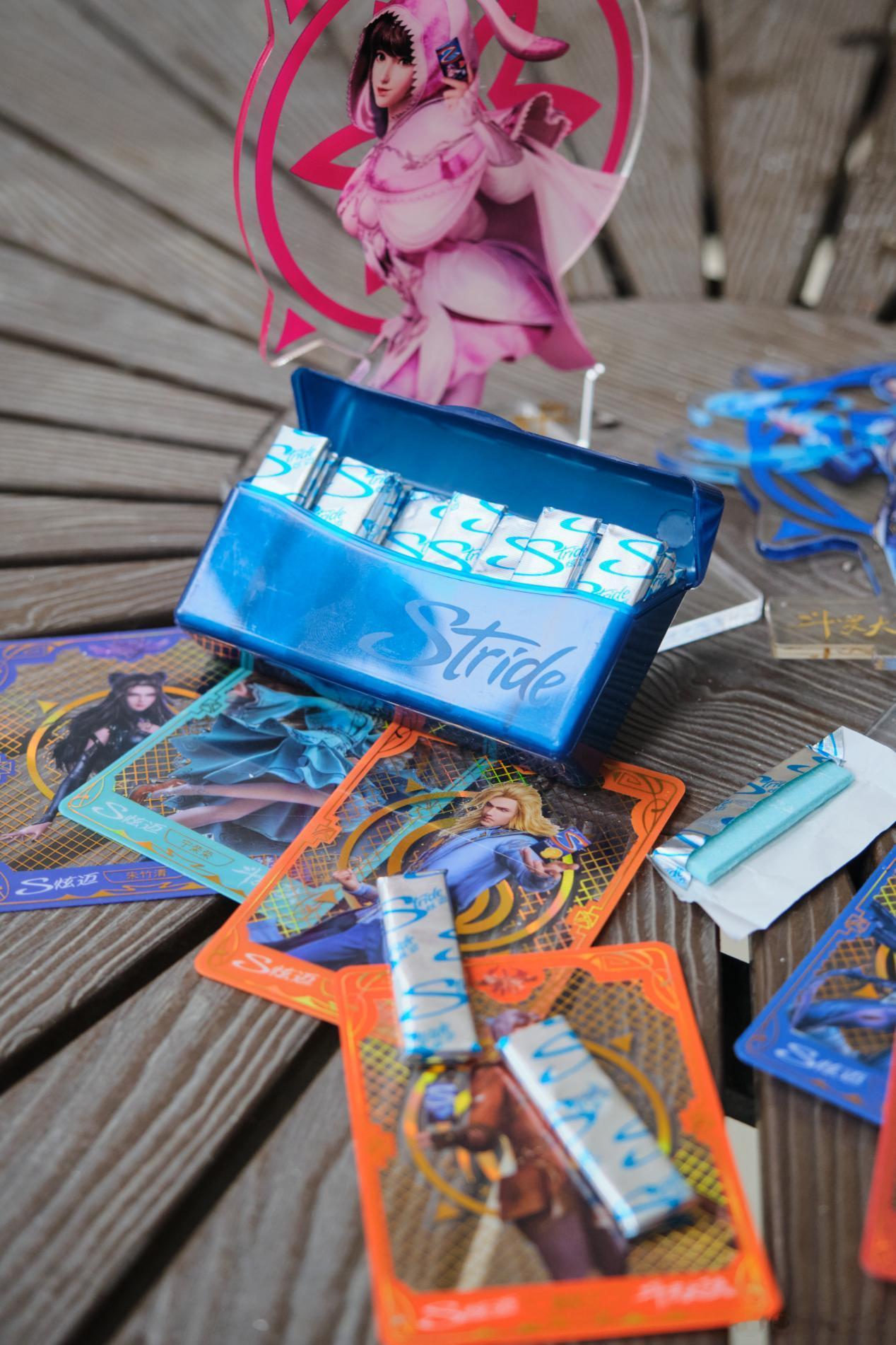 斗罗的忠实粉丝，史莱克七怪的忠诚小弟！我，是真的对七怪有感情！（尔康手）史莱克七