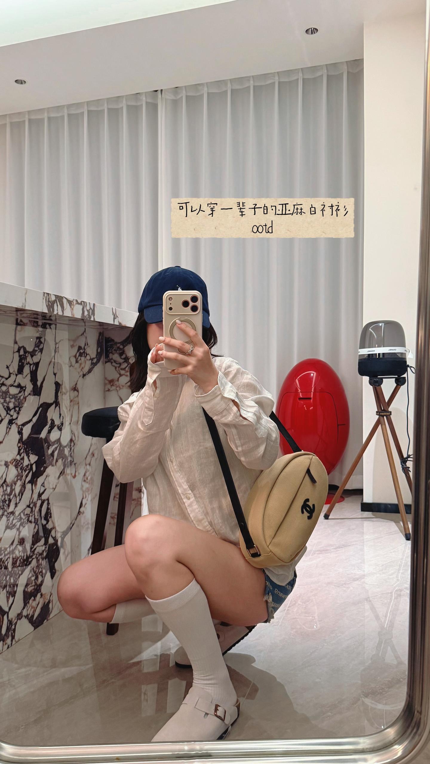爱不纯粹 恨不绝对。