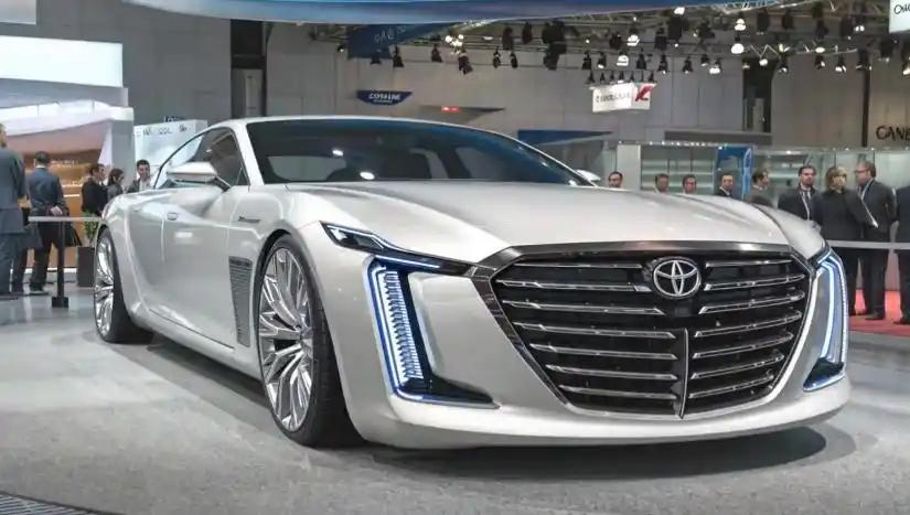 最近全新丰田凯美瑞的海外曝光信息，直接炸翻了整个B级车圈。14英寸手势中控屏、T