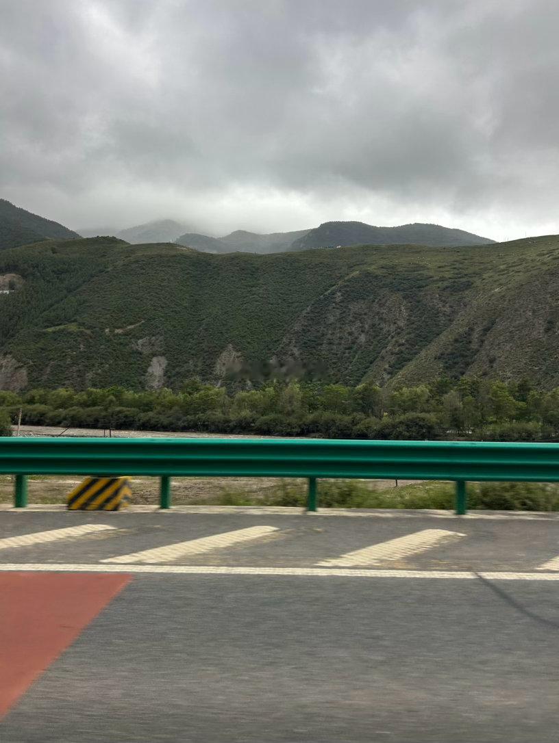这种景 上海真没有.随手拍高原自驾游 甘南