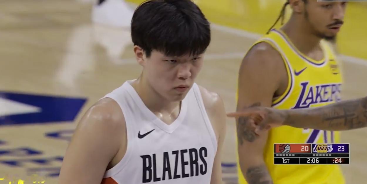 25-26赛季nba常规赛，开拓者队客场挑战湖人，杨瀚森今天又是通过罚球拿下1分
