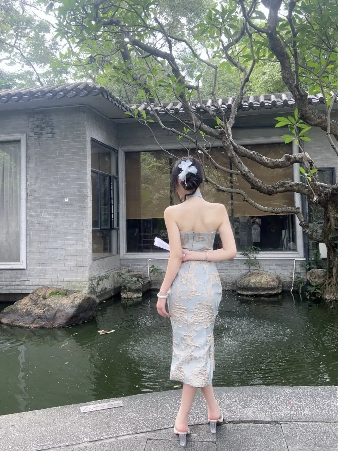 早悟兰因 不结絮果