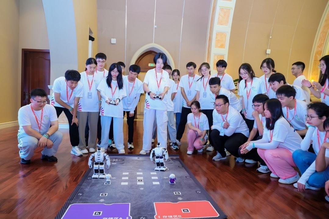 暑期过半，“研学热”早已席卷全国，但期间也有些新鲜的特别值得细品的事情——比如，