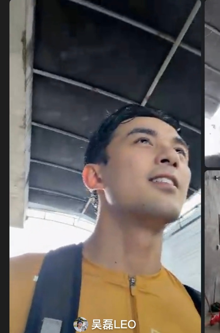 黄渤吴磊纯脚蹬直播湿发吴磊是想迷死我 