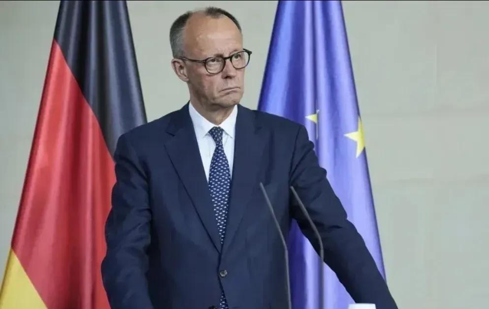 来自德国媒体10月21日的消息说，特朗普现在非常的无力，特别是在对华战略问题上，
