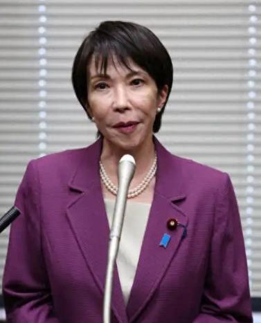 一个堂堂正正的五常！一个反法西斯的战胜国！居然被一个惨无人道的战败国、至今被国际