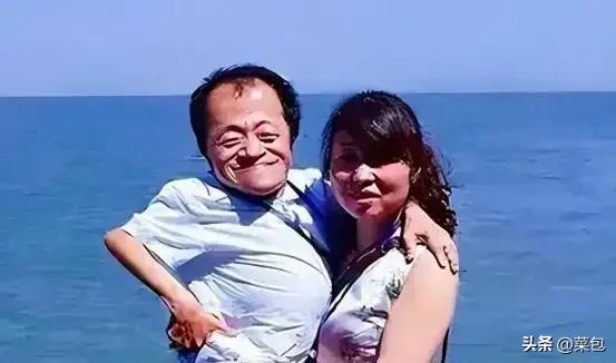 放弃中石油高级工程师的金饭碗，顶着父母断绝关系的死命令，年方三十一的漂亮女高管却