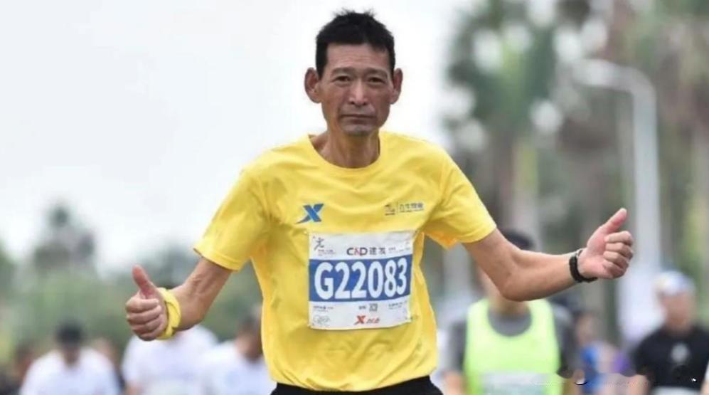 2016年，53岁的安徽男子被确诊为肺癌晚期，医生说手术根本没有任何作用，最多能