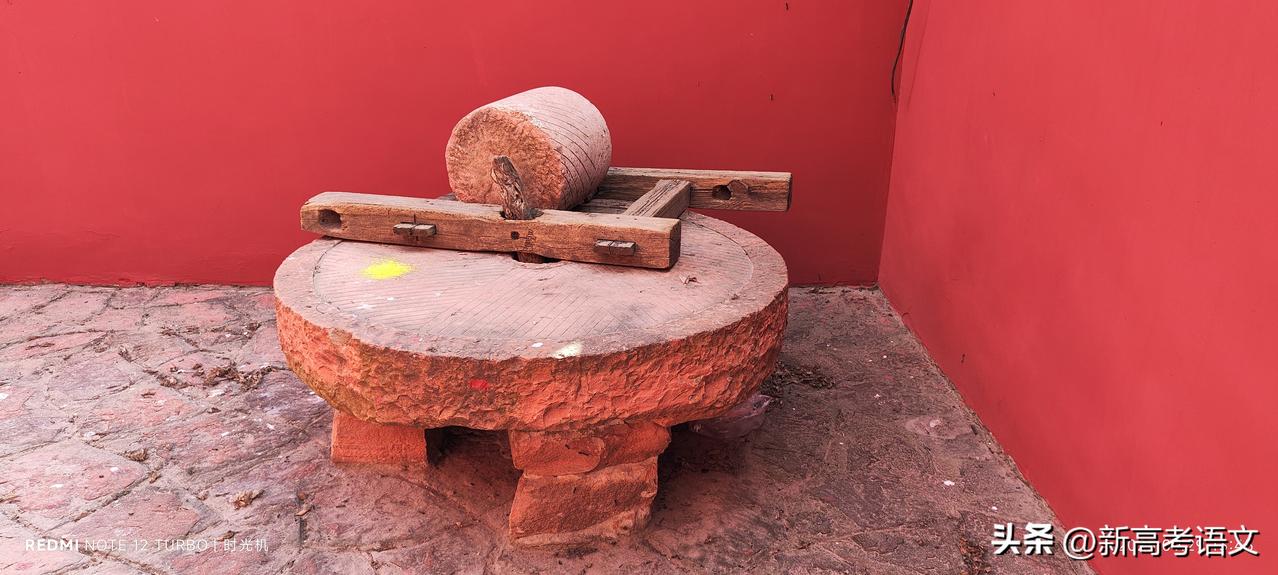 批儒批孔实际上是对的。孔子的儒家思想绝对是误国的同时也拖了中国自然科学的后腿。