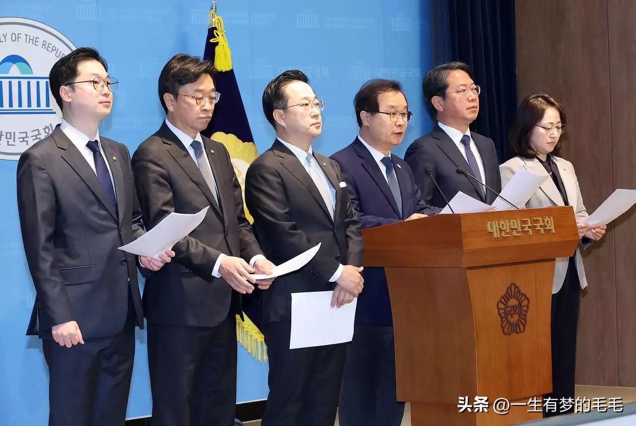 3月15日，韩国共同民主党“尹锡悦政权捏造起诉真相查明及撤销公诉国政调查推进委员