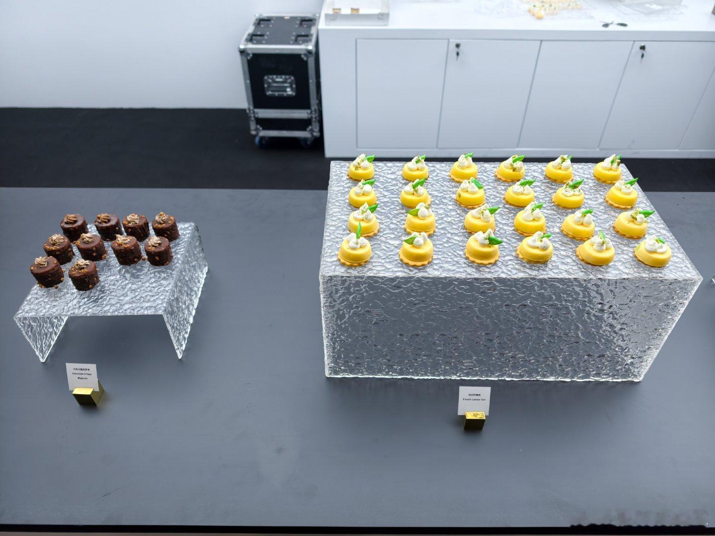 发布会7点开始整点茶歇垫补垫补 ​​​