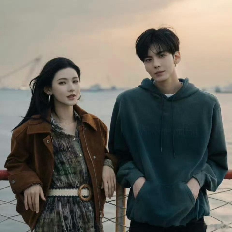 张予曦毕雯珺合伙人零互动男方都已经这样切割了，这么尴尬了还能有互动才奇怪吧… 