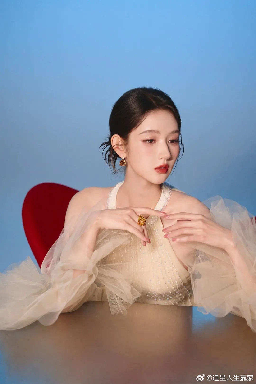 昨日参加F1晚宴的王玉雯，此女完全美神降临🥰🥰🥰 