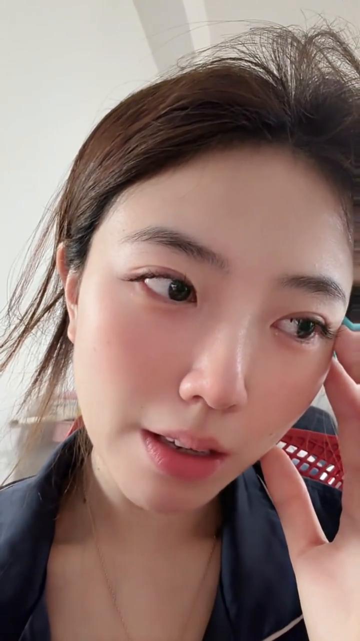 服了，真的跌佛，已经很久没有跌到想哭了，嗓子还痛，还不敢大声说话。
