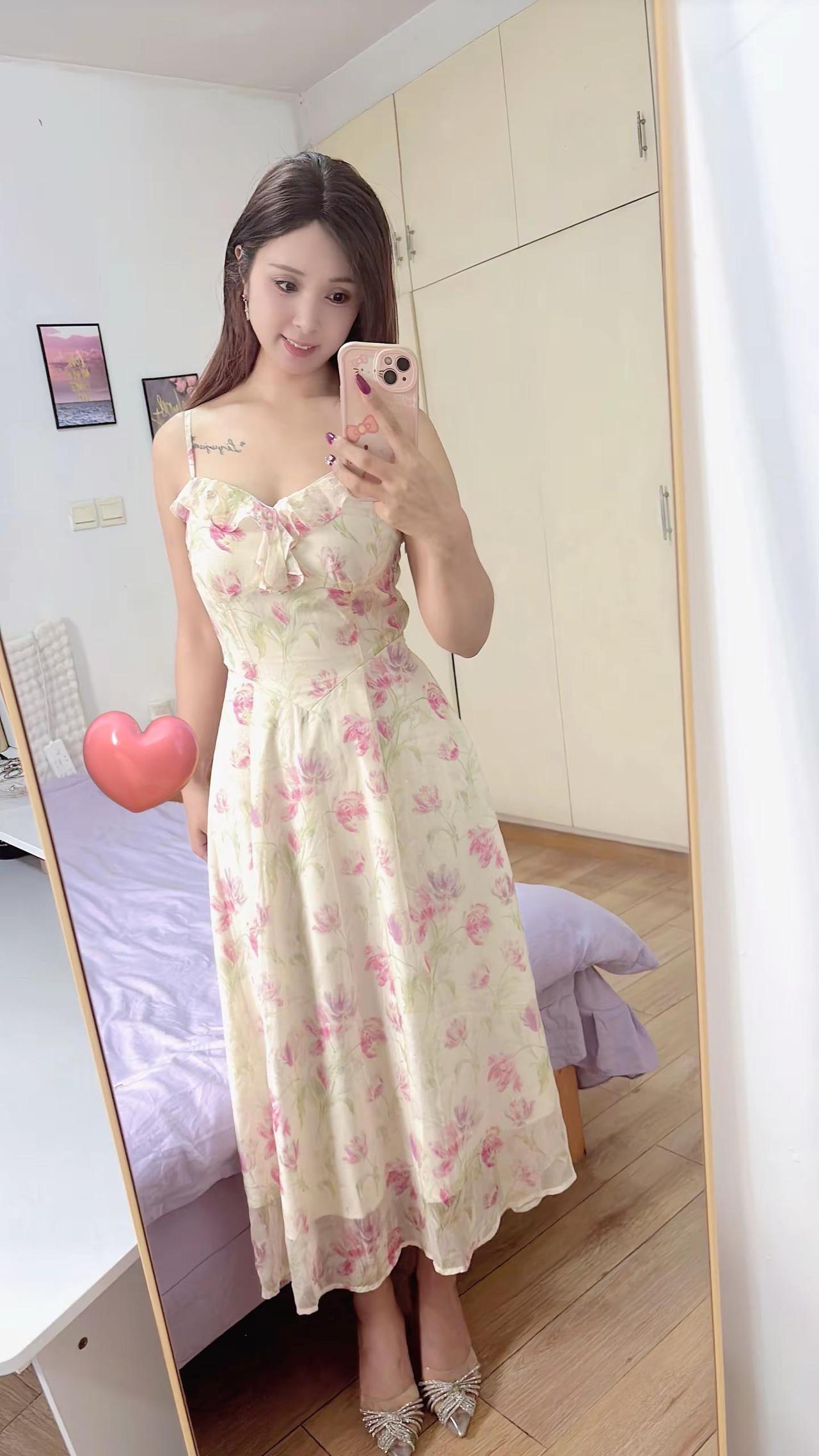 早已过了青涩的年纪，38岁的时光，褪去了稚嫩多了沉淀。不必惊艳时光，却能温暖岁月