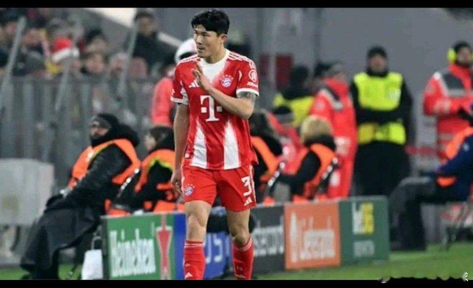 拜仁1月22日讯 今日凌晨，25/26赛季欧冠联赛第7轮，拜仁慕尼黑2-0战胜圣