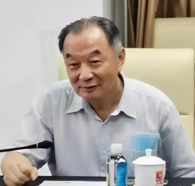 当初苏联不打中国，压根不是因为怕了！真实原因回想起来令人胆寒！温老表示：“196