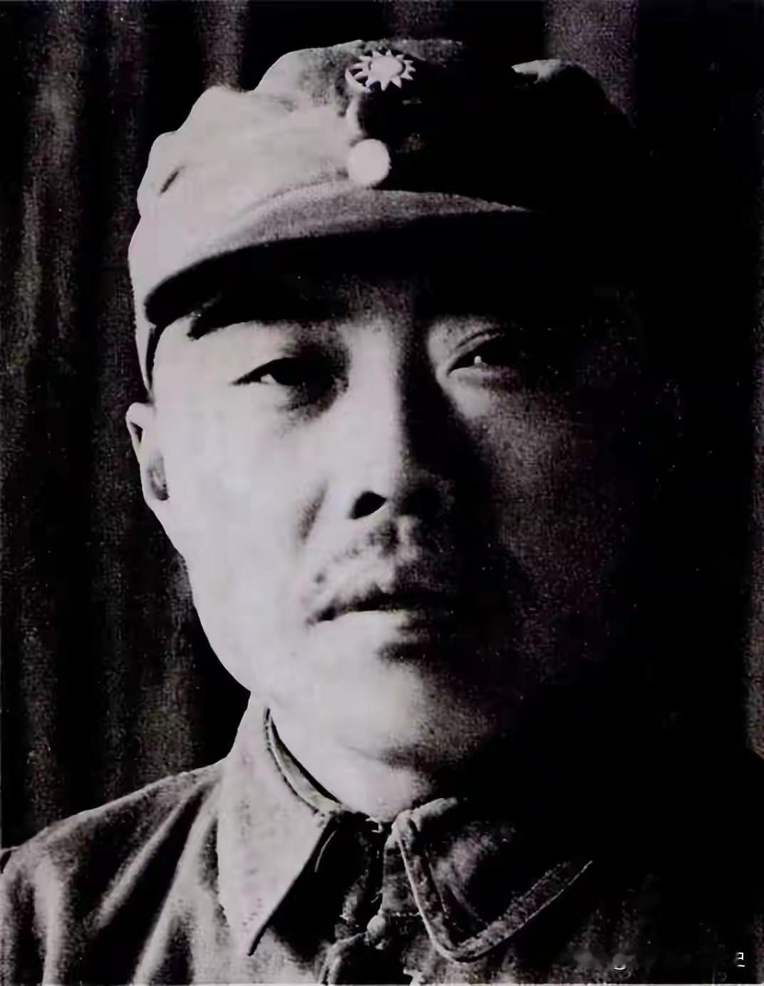 叛徒摸到床底，陈毅光脚逃命！项英：我差点送掉队伍

1935年10月，油山。
