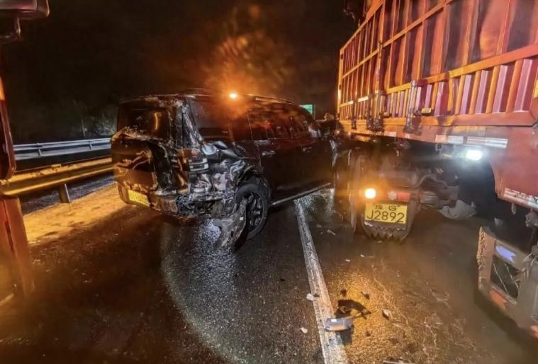 刚刷到特拉维夫那辆元PLUS的消息，真是一声长叹，实战才是最好的广告。

一位在