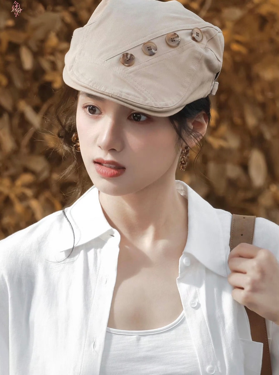 张婧仪包工头生活九宫格她的戏路每次都不一样感觉也是多边形的演员，敢于突破，敢于挑