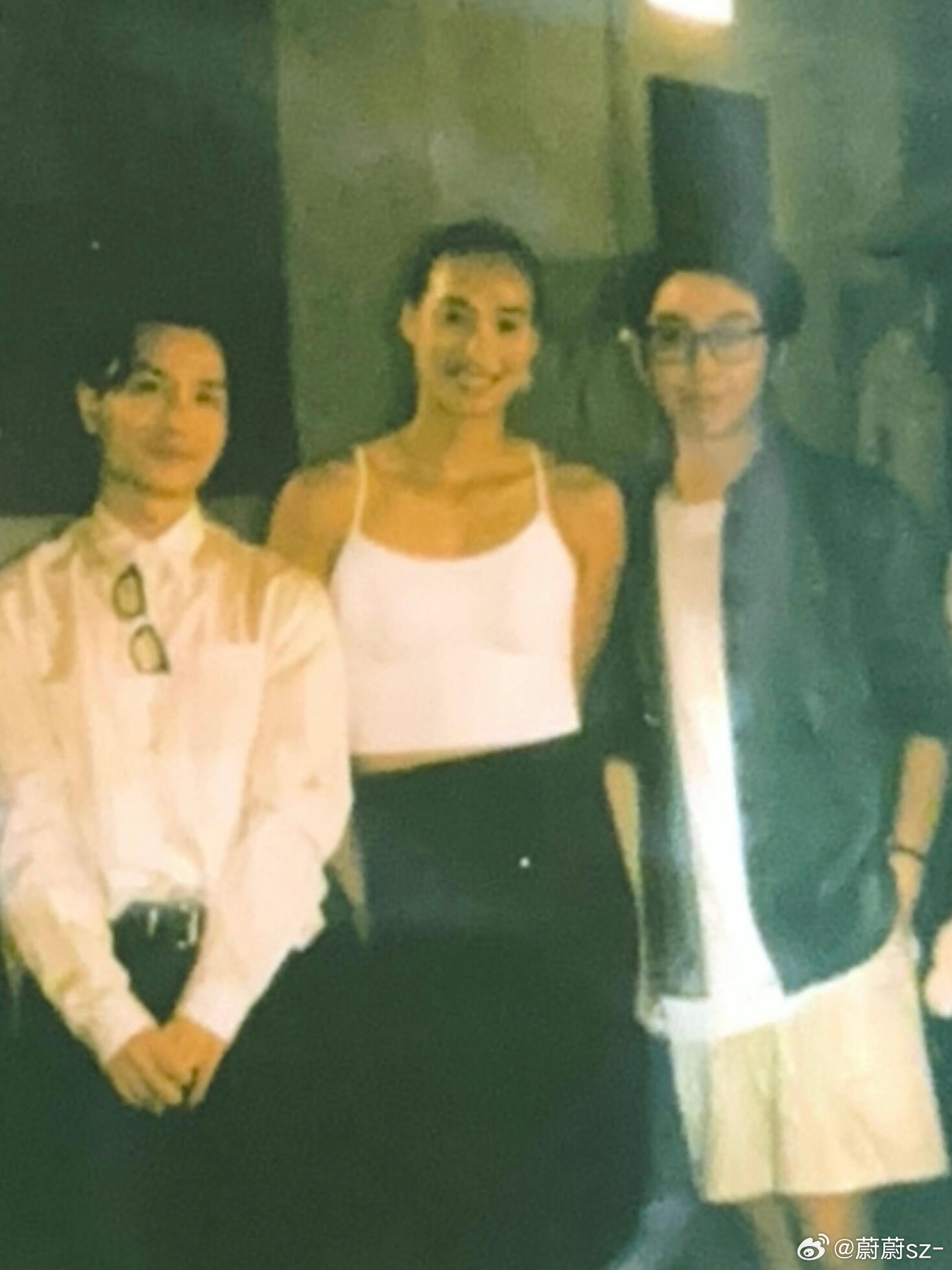 眉眼带温柔，周身是故事，港风文文～慵懒又神秘，自带电影感滤镜～✨郑钦文的郑在进行