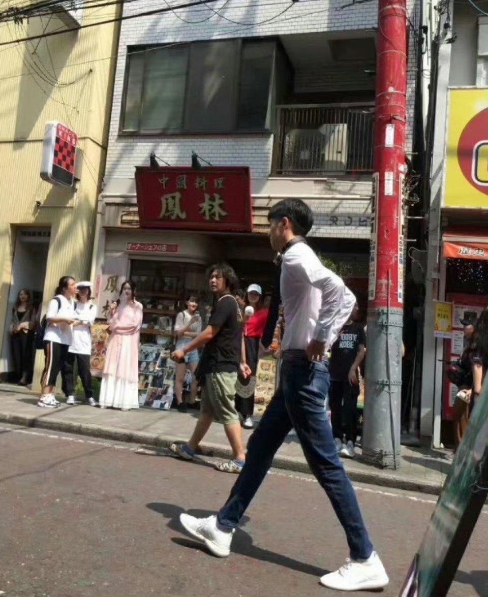 巨人风风的大长腿 